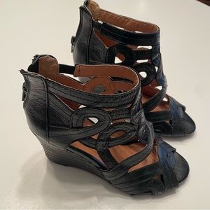 Miz Mooz Tamara Wedge Pump